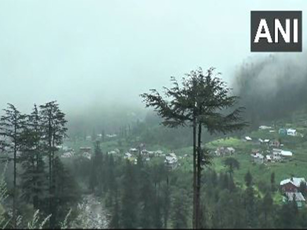 Rainfall lashes Bhaderwah (Photo/ANI) 