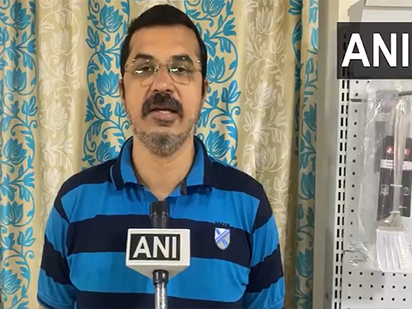 AIADMK  spokesperson Kovai Sathyan (Photo/ANI)