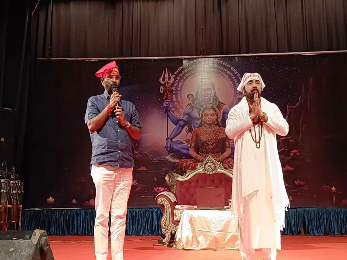 Mahant Paras Bhai Ji Maharaj Spreads Message of Service, Sanatan Dharma, and Launches Talent Initiative for Children