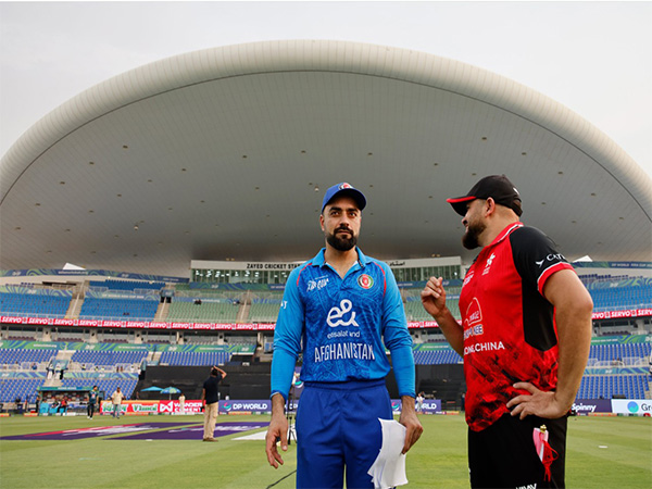 Afghanistan captain Rashid Khan and Hong Kong skipper Yasim Murtaza (Photo: @ACBofficials/X)