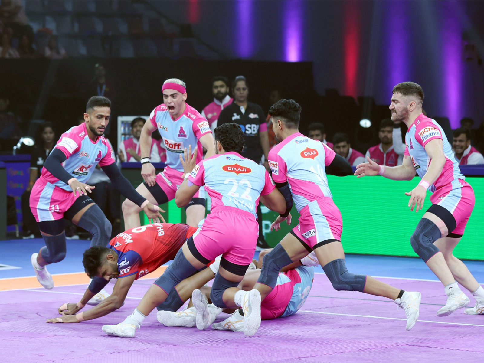 Players in action (Photo: PKL)