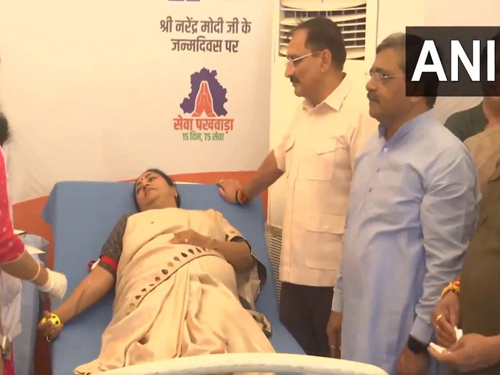 Delhi Chief Minister Rekha Gupta donates blood (Photo/ANI)