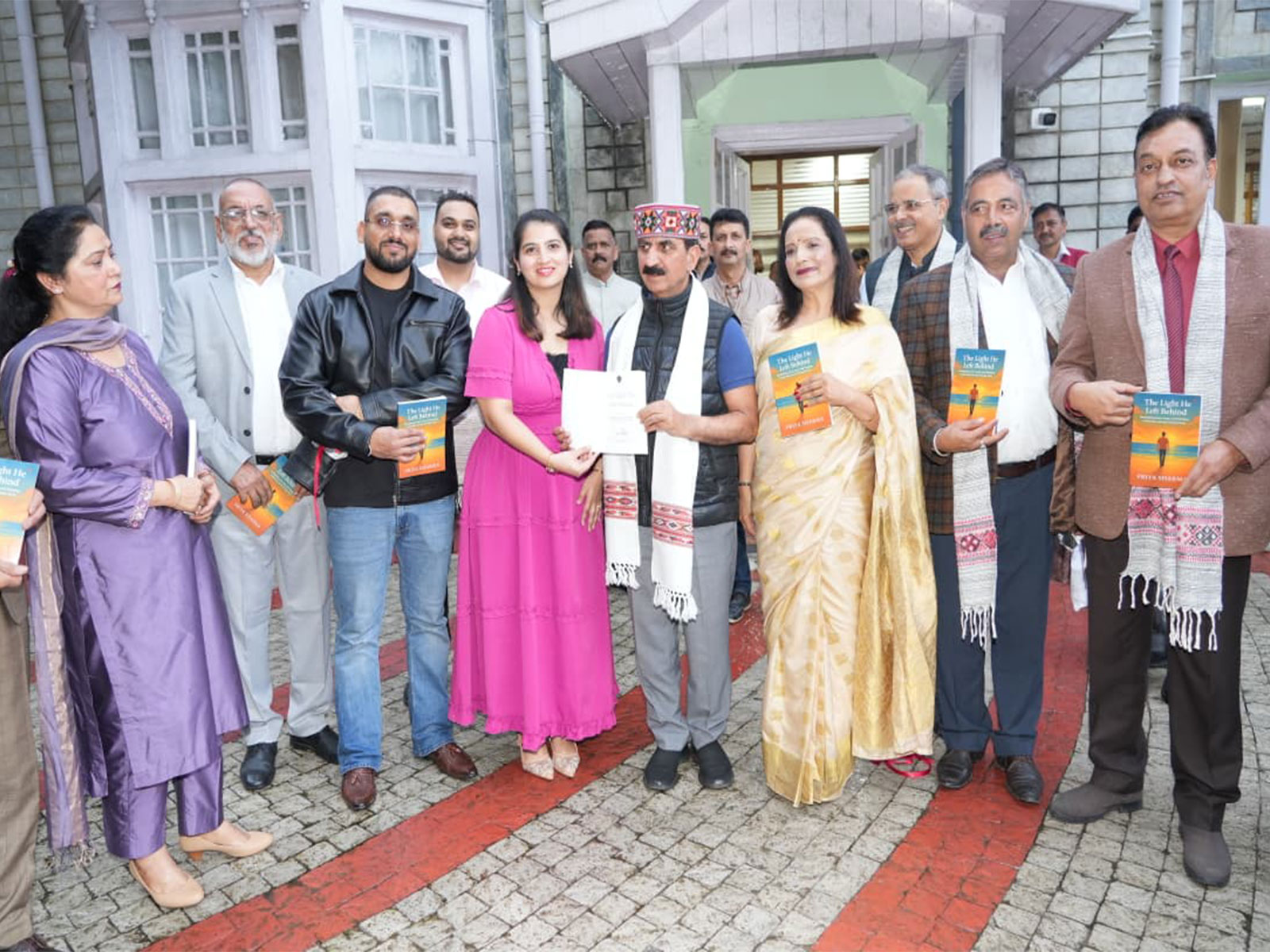 Author Priya Sharma presents book 'The Light He Left Behind' to HP CM Sukhvinder Singh Sukhu (Photo:CMO)
