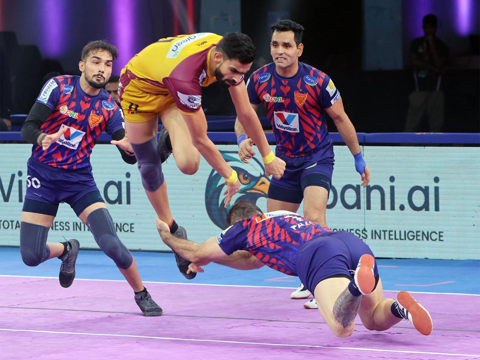 Players in action during match (Photo: PKL) 