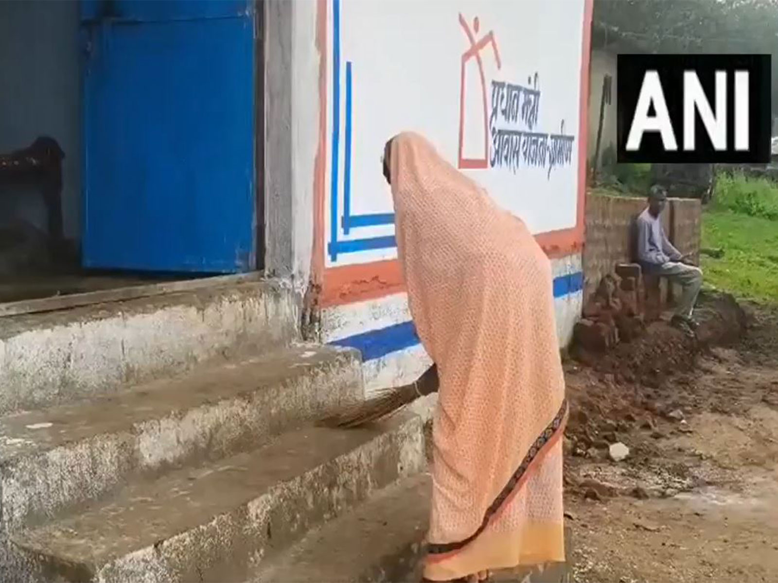 25 houses approved for surrendered naxals and Naxal-affected families in Balrampur  (Photo/ANI)