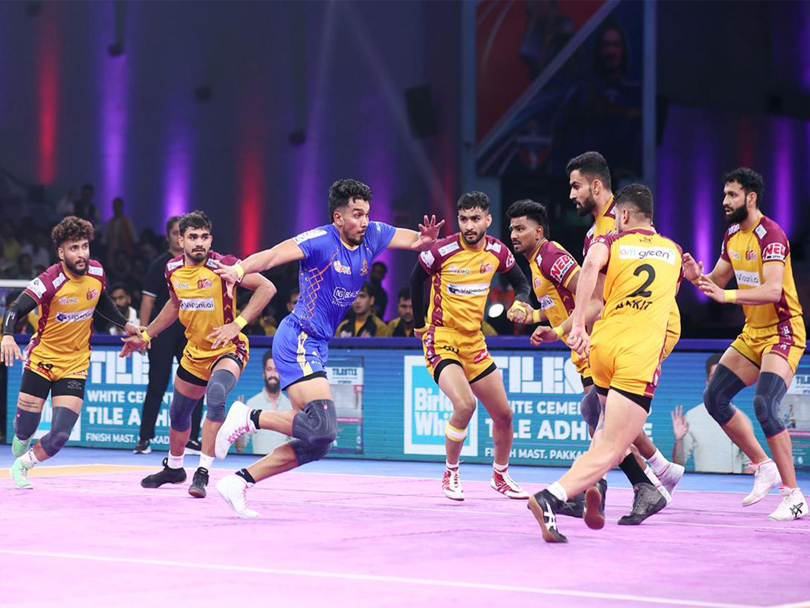 Players in action during the match (Photo: PKL) 