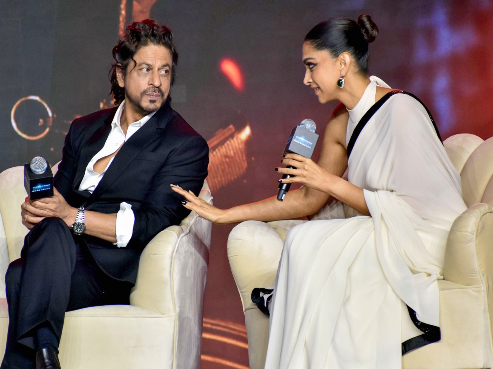 Deepika Padukone, Shah Rukh Khan (Photo/ANI)