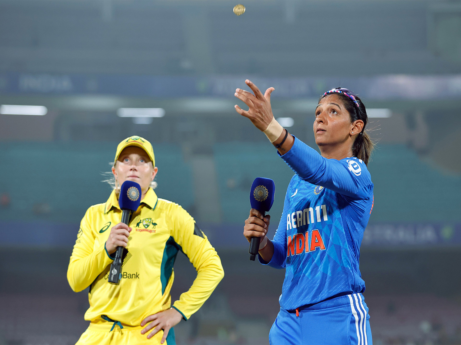 Harmanpreet Kaur and Australian skipper Alyssa Healy during the toss. (Photo/ANI)