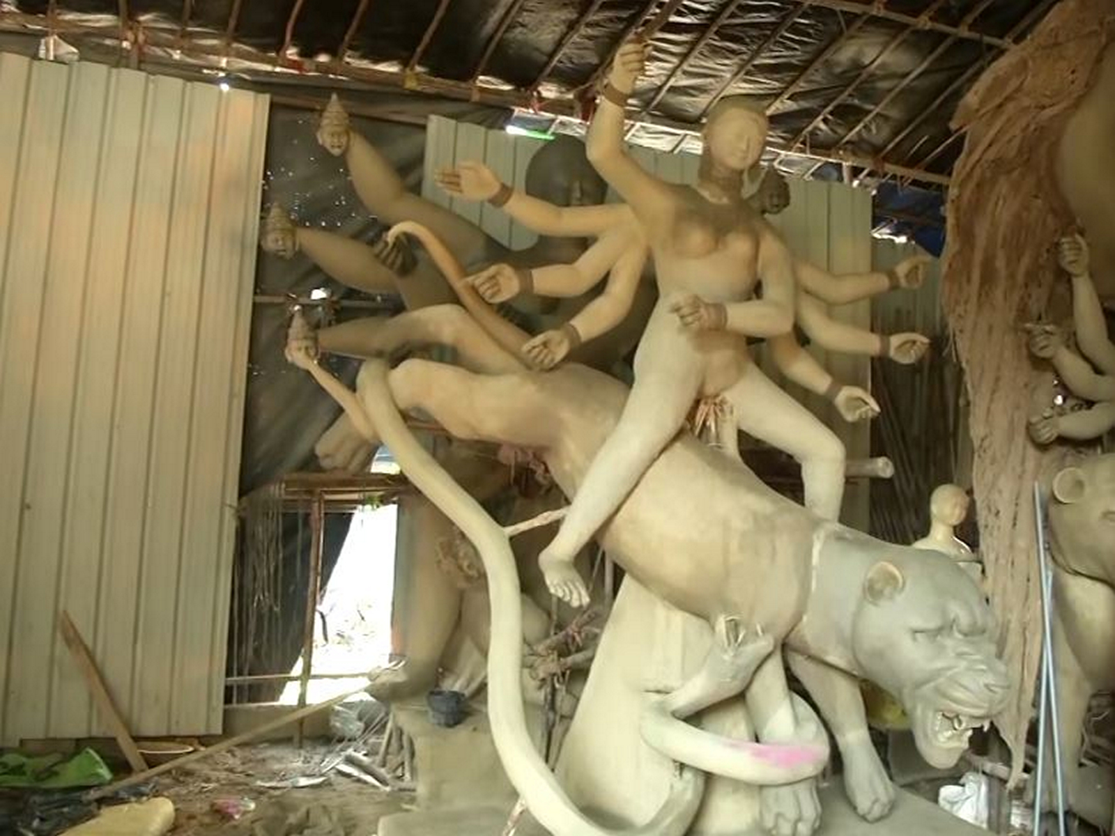 Eco-friendly Durga idols getting crafted (Photo/ANI)