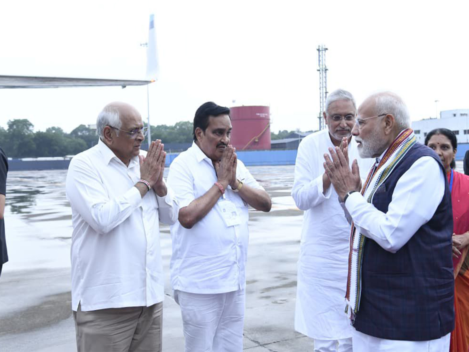 PM Modi departs Gujarat after one-day visit (Photo/Gujarat CMO)