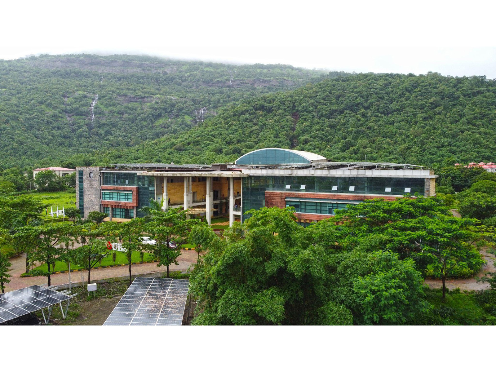 Universal Business School Achieves Placement Success with Top Packages in Marketing & Finance