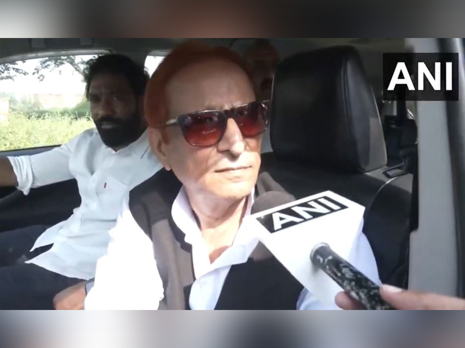 Samajwadi Party (SP) leader Azam Khan (Photo/ANI)