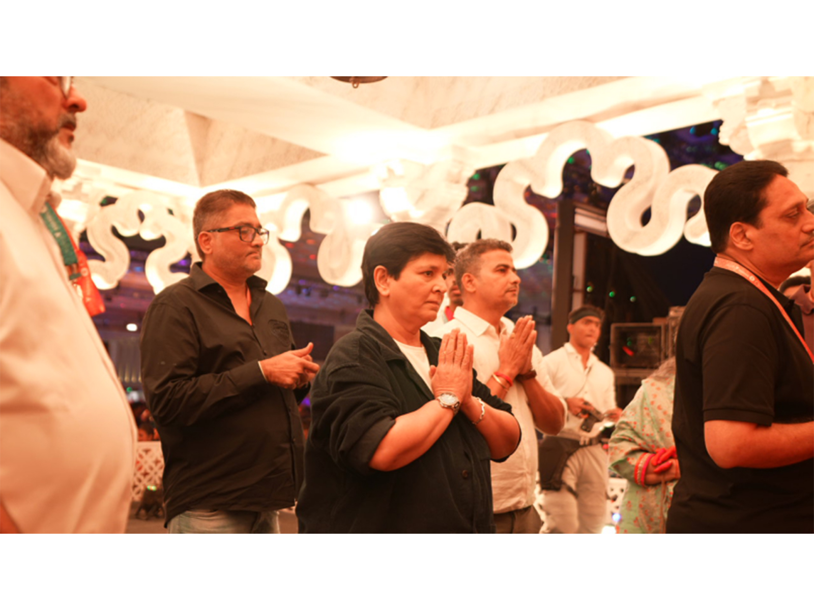 Falguni Pathak Unveils First Look of India's Biggest Outlet Mall at Jio World Convention Centre