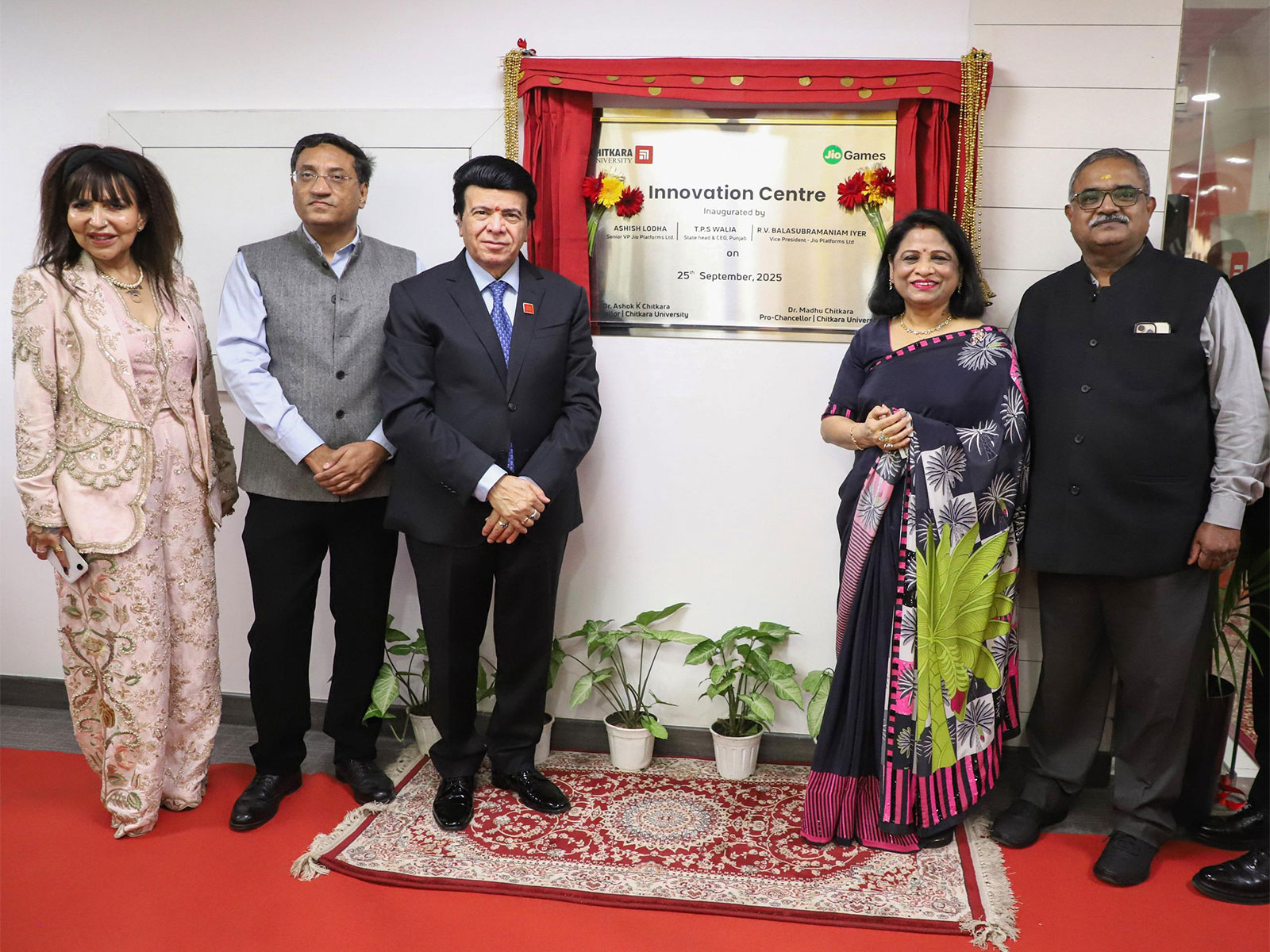 Dr Ashok K Chitkara, Dr Madhu Chitkara, Dr Cavita Taragi with Mr TPS Walia and Mr. R.V Balasubramaniam Iyer from Jio at launch of JioGames Innovation Centre at Chitkara University