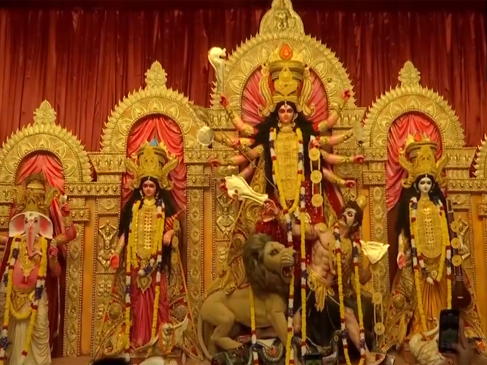 CR Park K Block Durga Pandal (Photo: ANI)