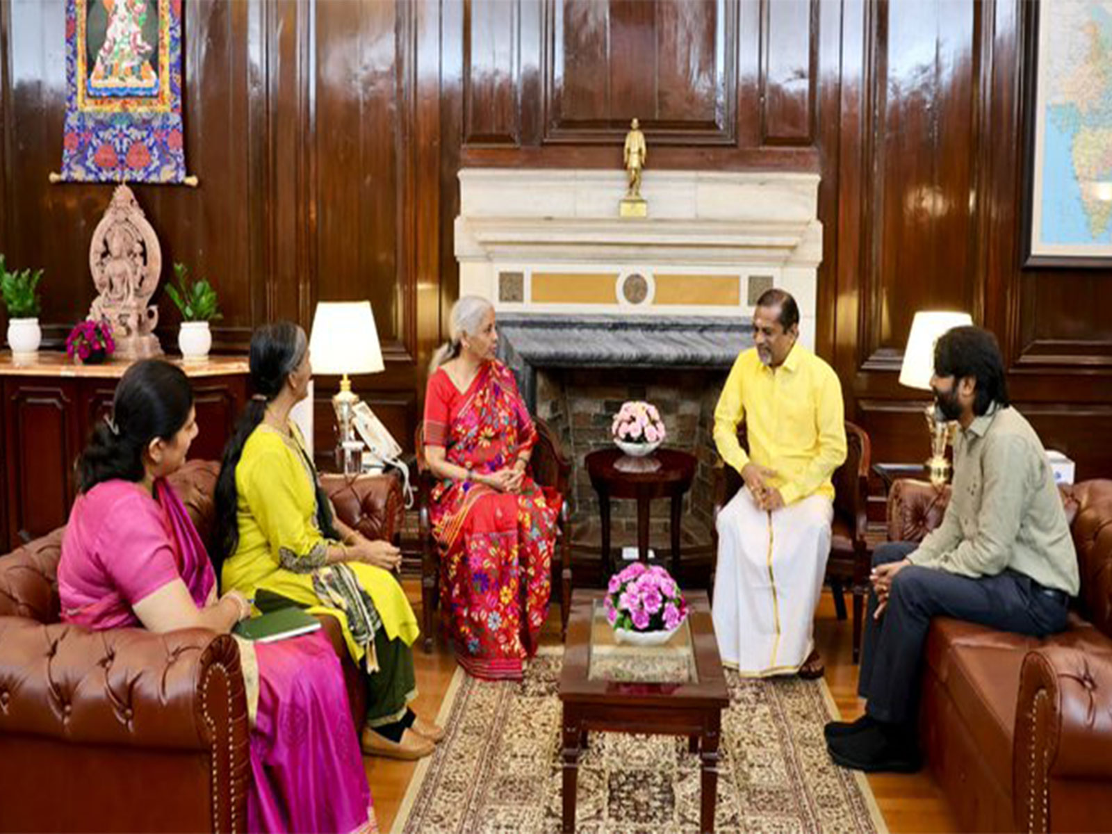 Zoho Co-Founder Sridhar Vembu with Union Finance Minister Nirmala Sitharaman (Photo/@nsitharamanoffc)