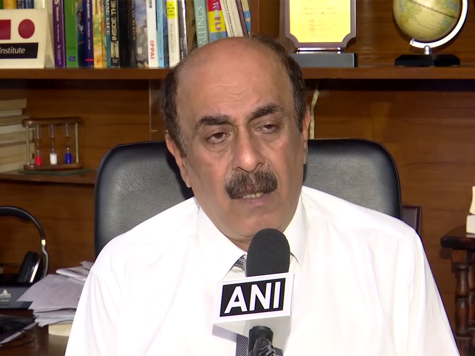 Foreign Affairs Expert Robinder Sachdev (Photo: ANI) 
