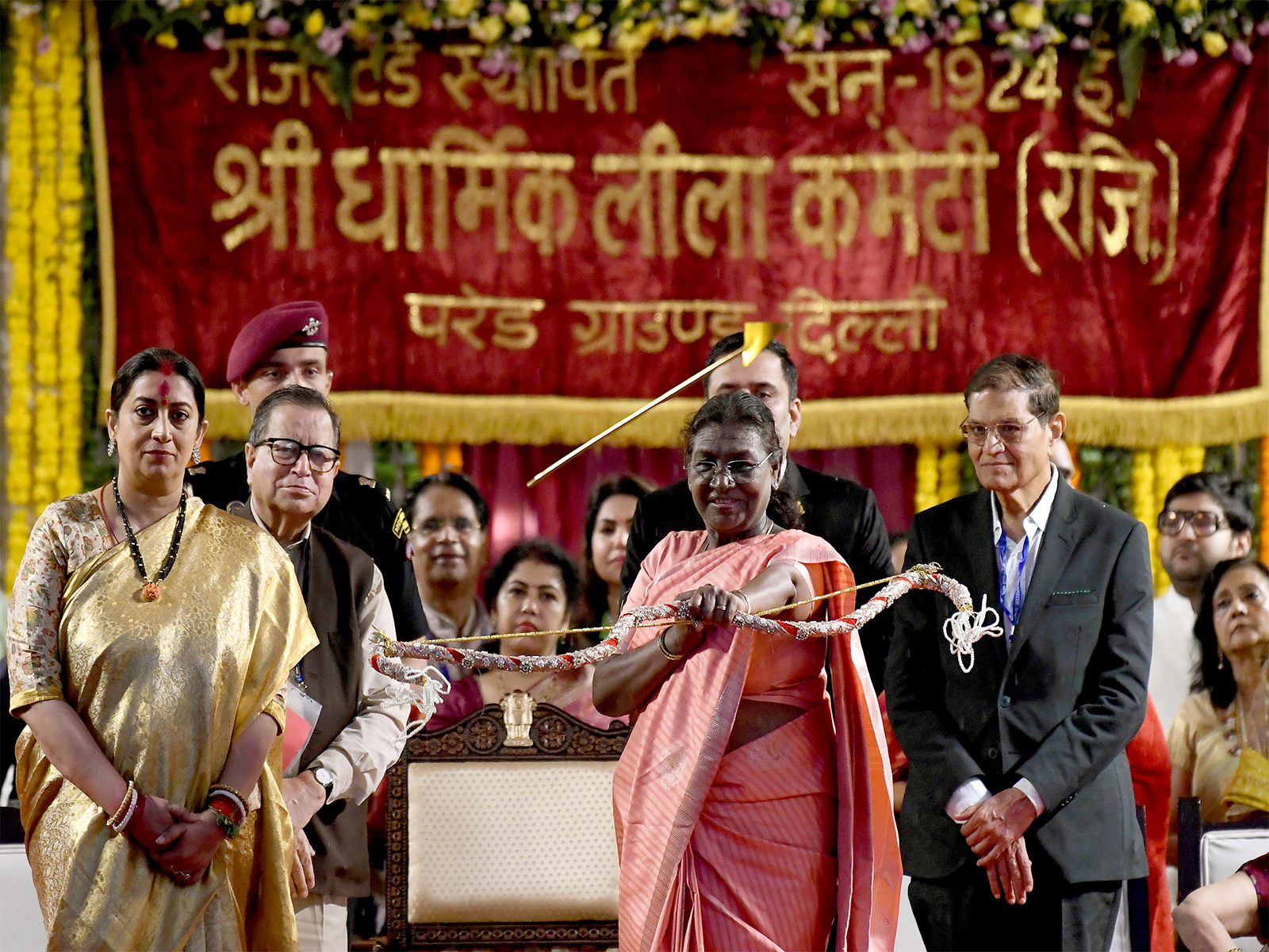 President Droupadi Murmu attends Dussehra celebrations at Red Fort (Photo/ANI)
