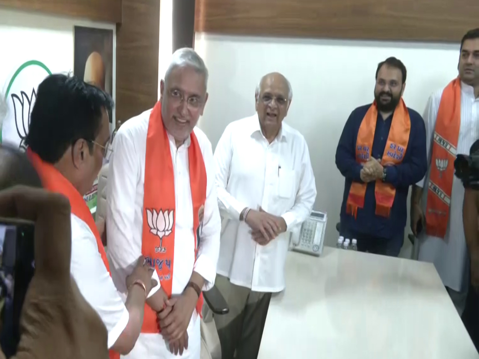 BJP leader Jagdish Panchal takes charge as the Gujarat BJP state president (Photo/ANI)
