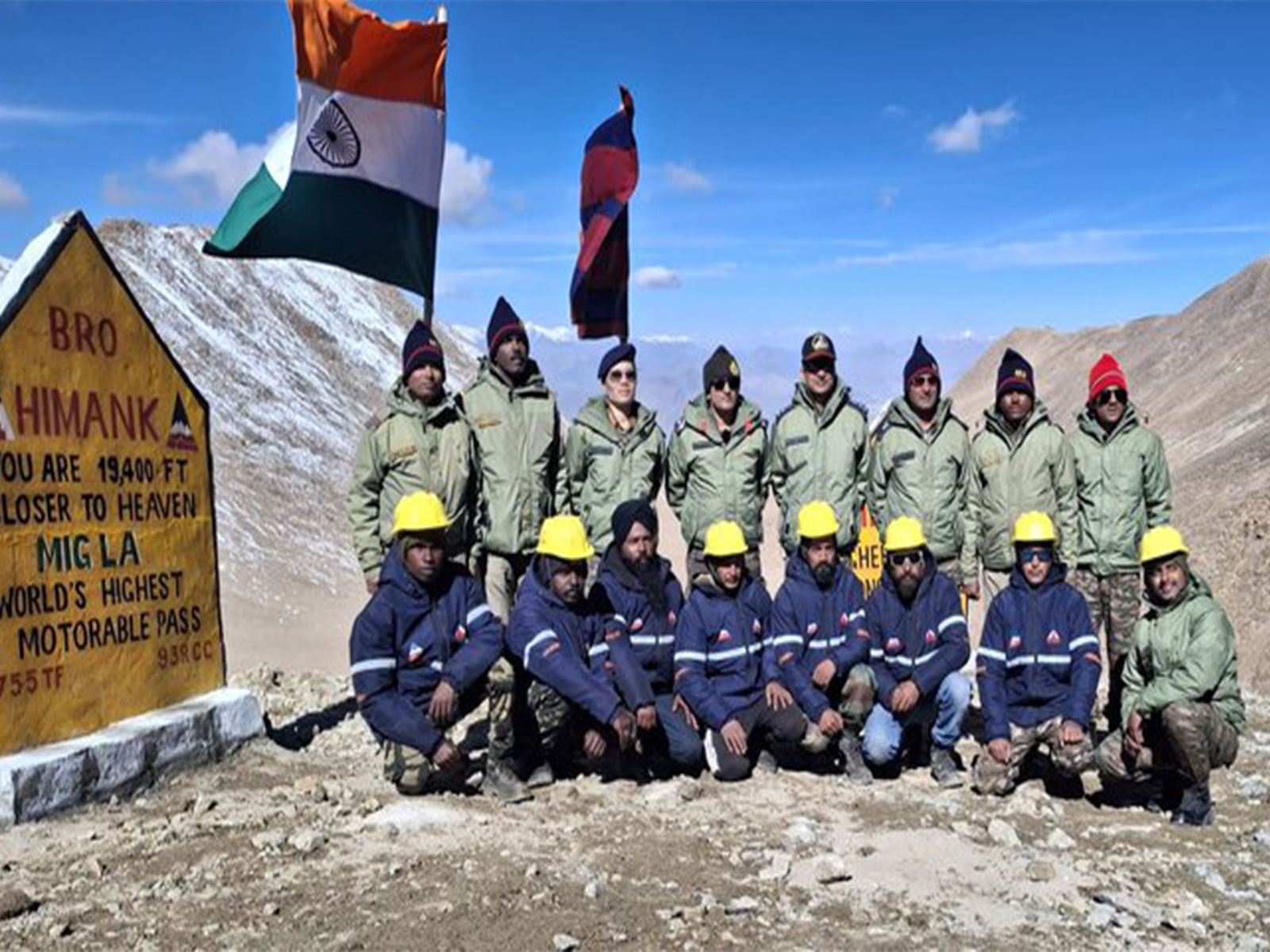 BRO team at the peak of Mig Pass (Photo/X@adgpi)