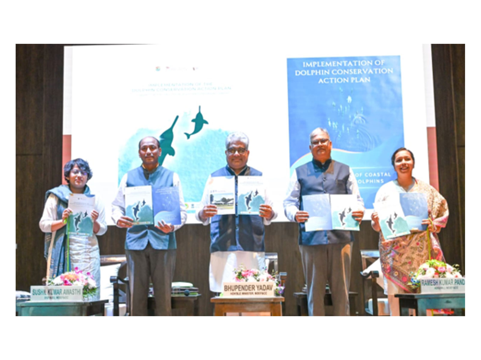 Minister Bhupender Yadav launching national wildlife conservation projects during Wildlife Week 2025 in Dehradun (Photo/PIB)
