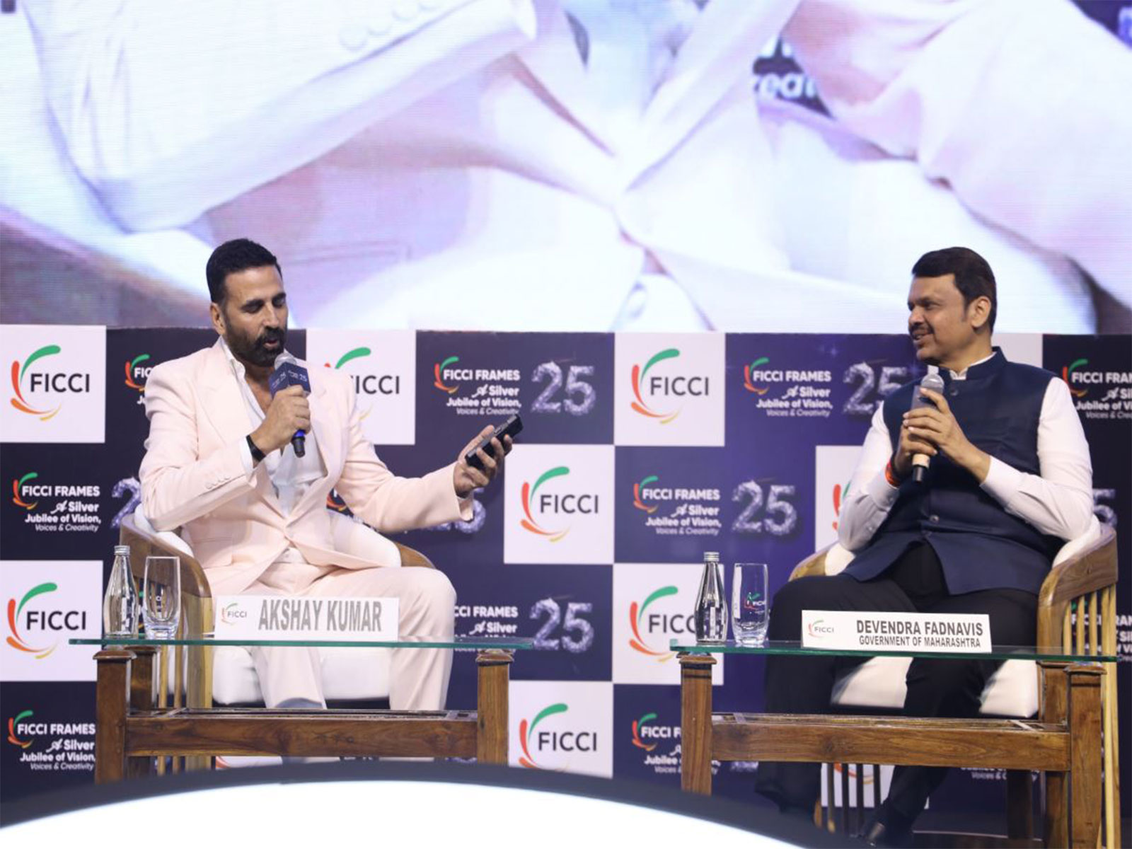 Maharashtra CM Devendra Fadnavis in conversation with Akshay Kumar (Photo: ANI)