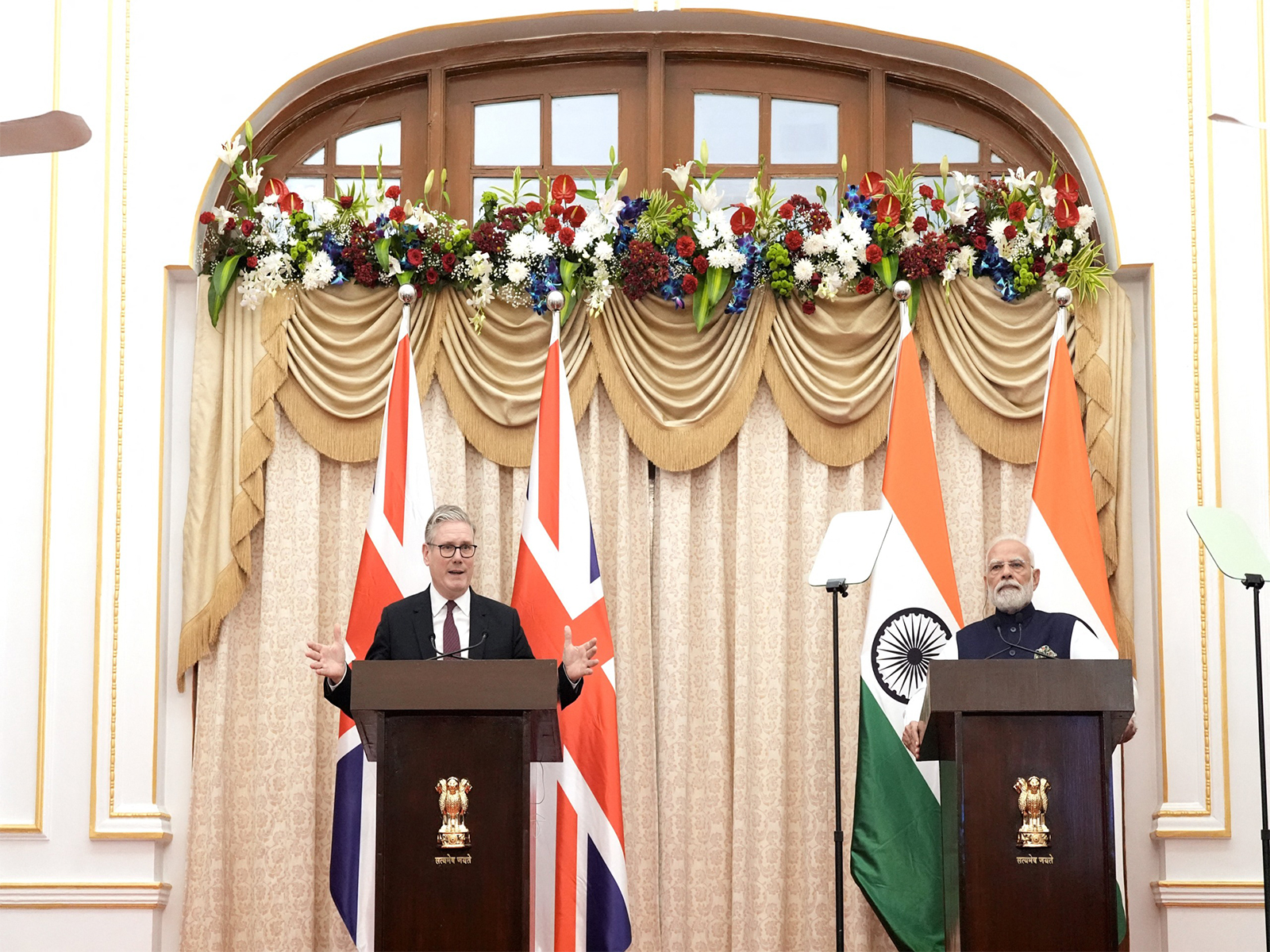 PM Modi and UK PM Keir Starmer during remarks to media (Photo/ Reuters)