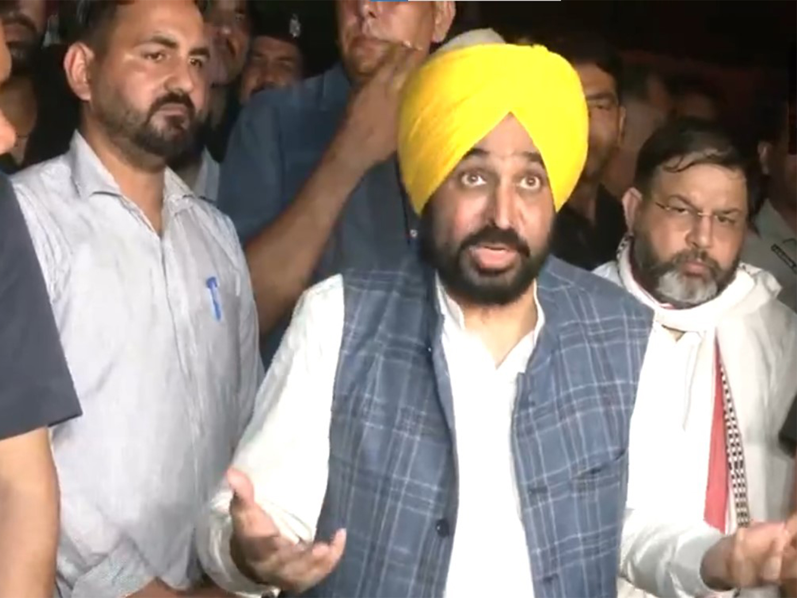 Punjab CM Bhagwant Mann arrives at Haryana IPS officer Y Puran Kumar's residence. (Photo/ANI)