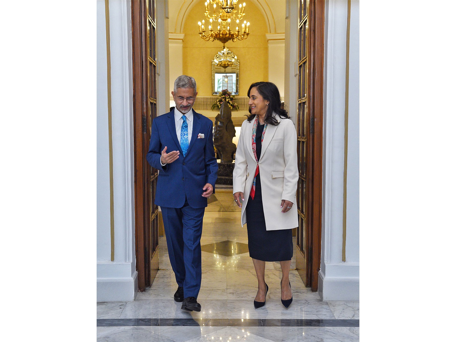 External Affairs Minister S Jaishankar with Canadian Foreign Minister Anita Anand (Photo: X@DrSJaishankar)
