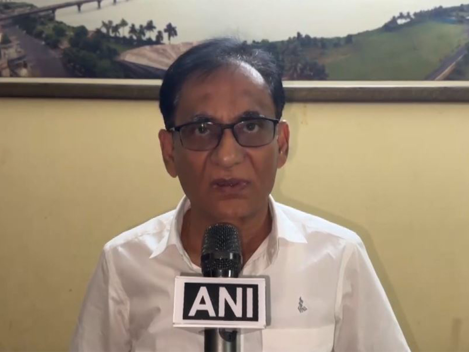 Rajendra Kapadia, Chairman of Municipal Primary Education Committee (Photo/ANI)