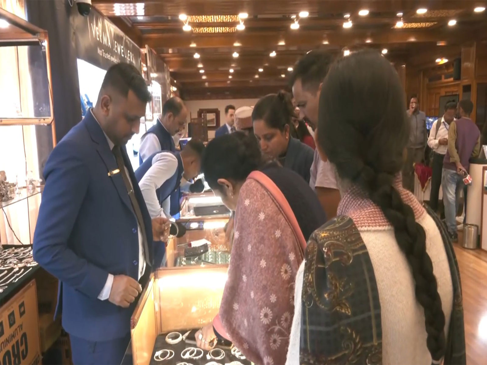 Visuals from the jewellery exhibition in Shimla (Photo/ANI)