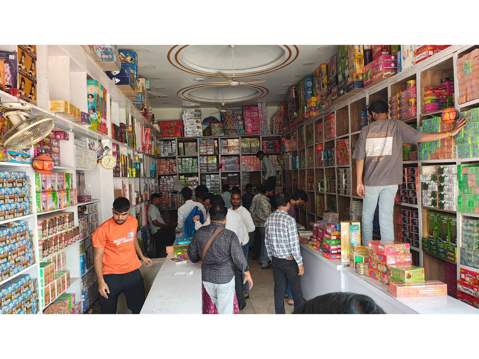 Firecracker shop in Bhopal(Photo/ANI)