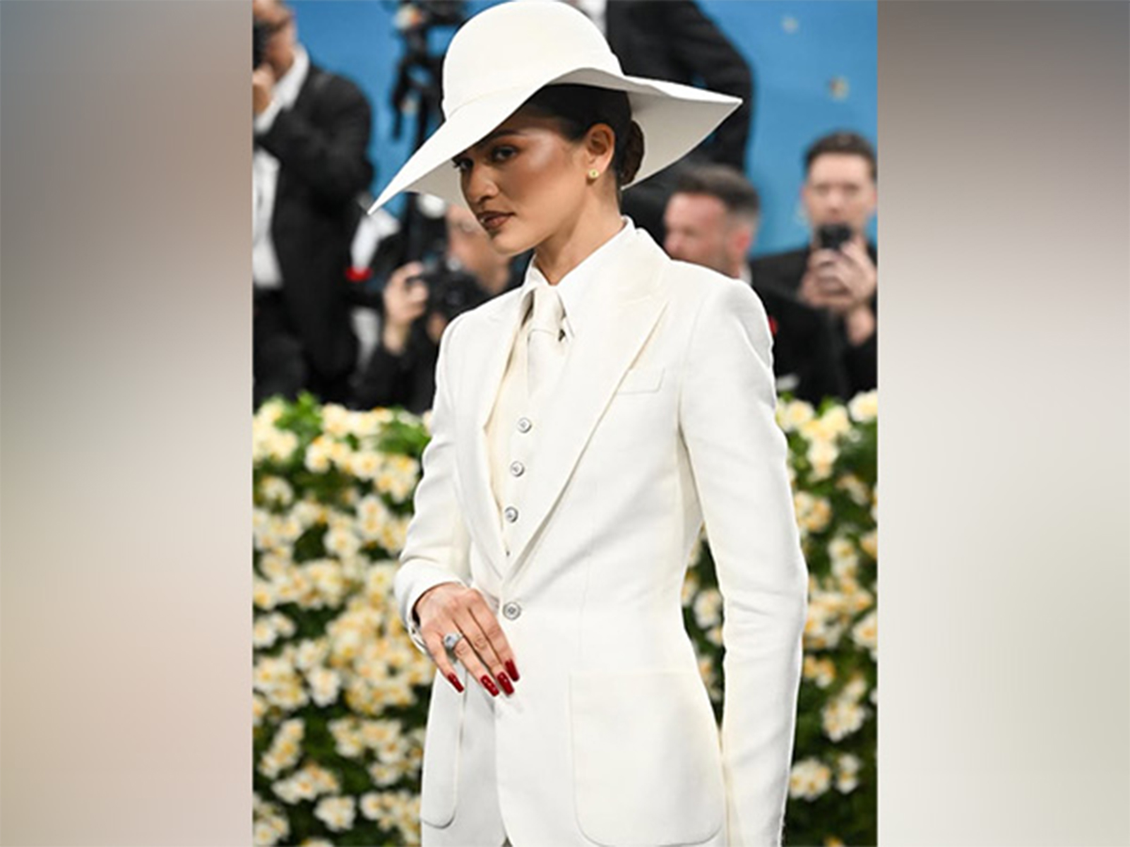 Zendaya (Photo/Instagram/@metgalaofficial_)
