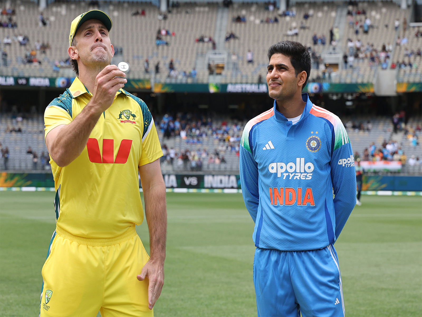 Shubman Gill and Mitchell Marsh. (Photo:BCCI/X) 