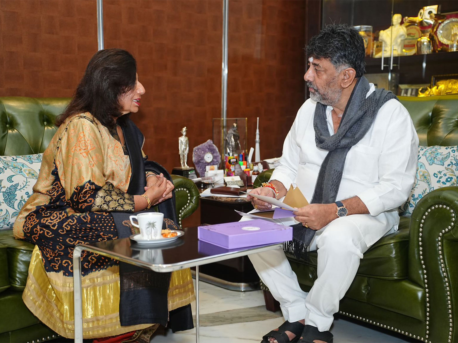 Biocon Chairman, Kiran Mazumdar Shah met Karnataka Deputy Chief Minister DK Shivakumar. (Photo/ DK Shivakumar's office)