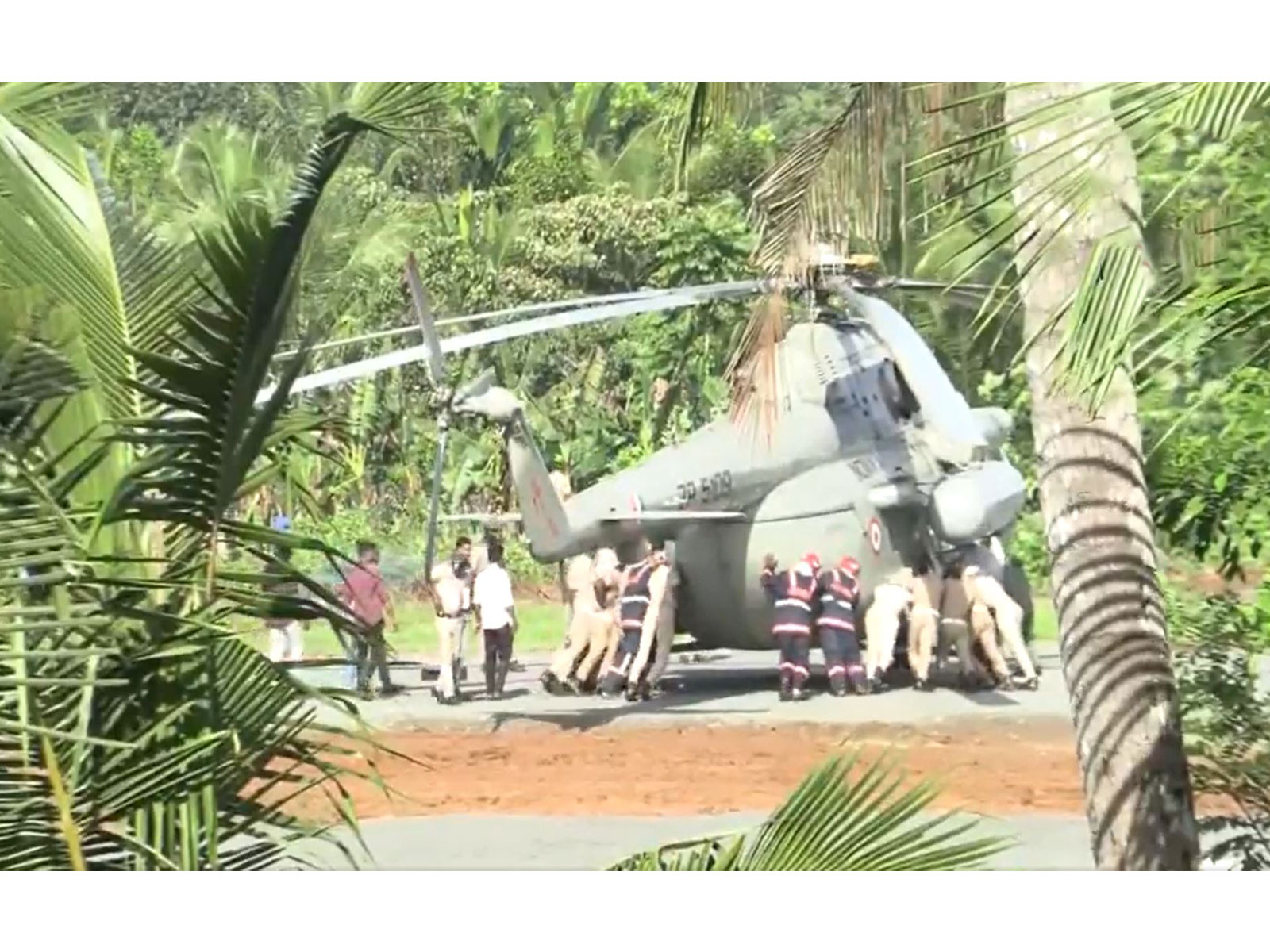 President Murmu's helicopter stuck briefly on sunken tarmac at Pramadam Stadium (Photo/ANI)