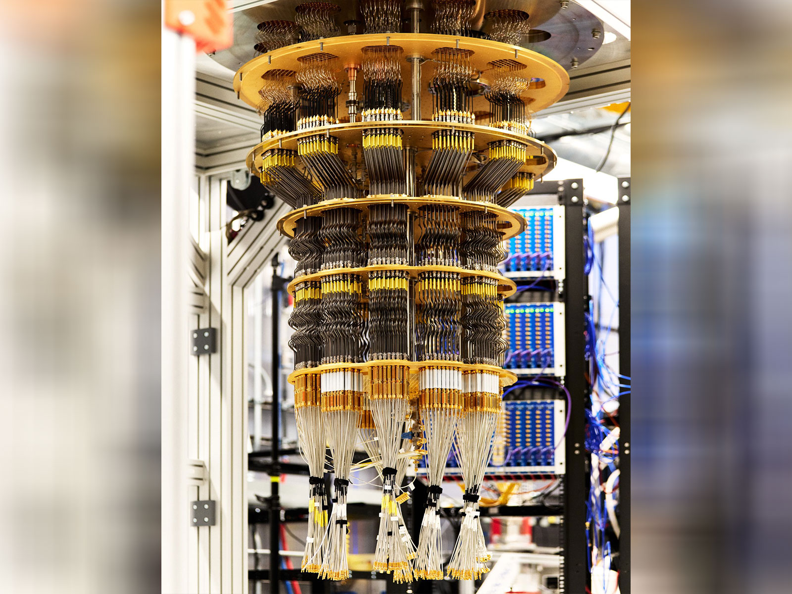 Google's Quantum computer (Photo/X @sundarpichai)
