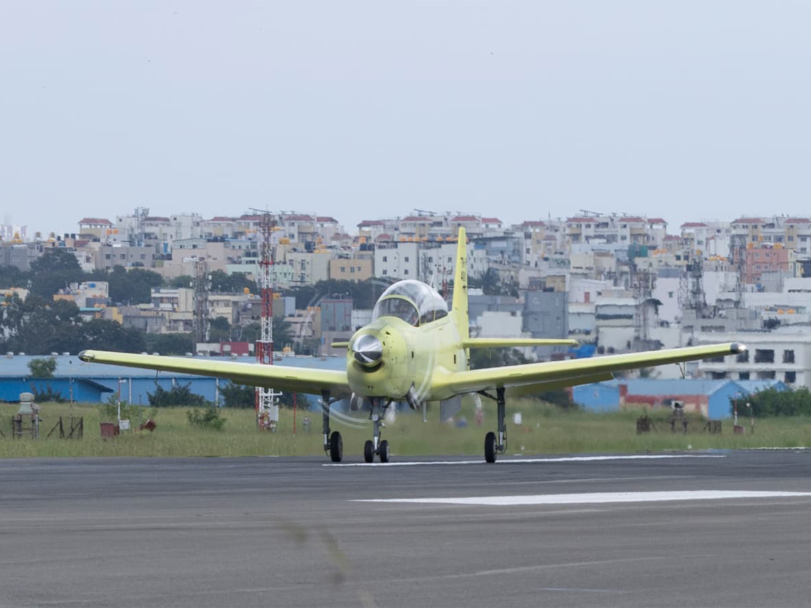 Visual of HTT-40 series production aircraft (Photo: @HALHQBLR/X)