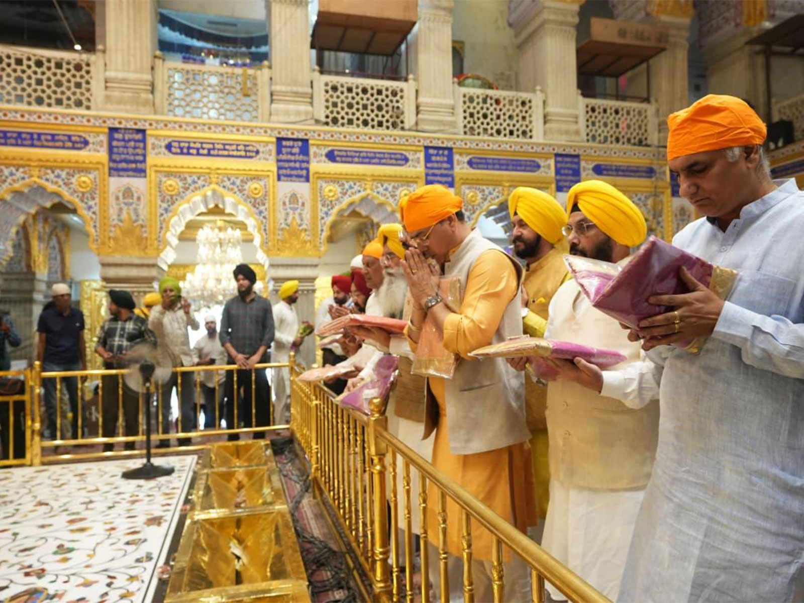 Sri Guru Tegh Bahadur's 350th martyrdom anniversary events commence with Punjab Cabinet Ministers paying their respects at Delhi's Gurdwara (Photo/ANI)