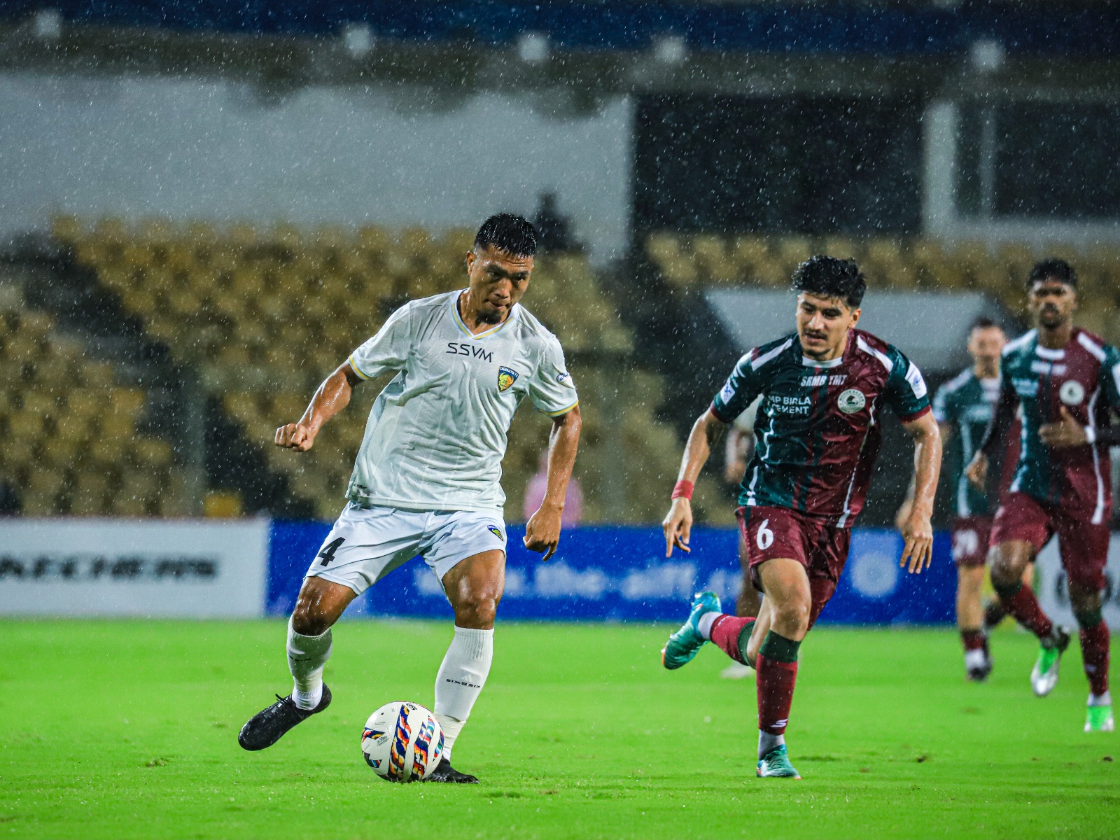Chennaiyin FC player Dinpuia in action (Photo: CFC)