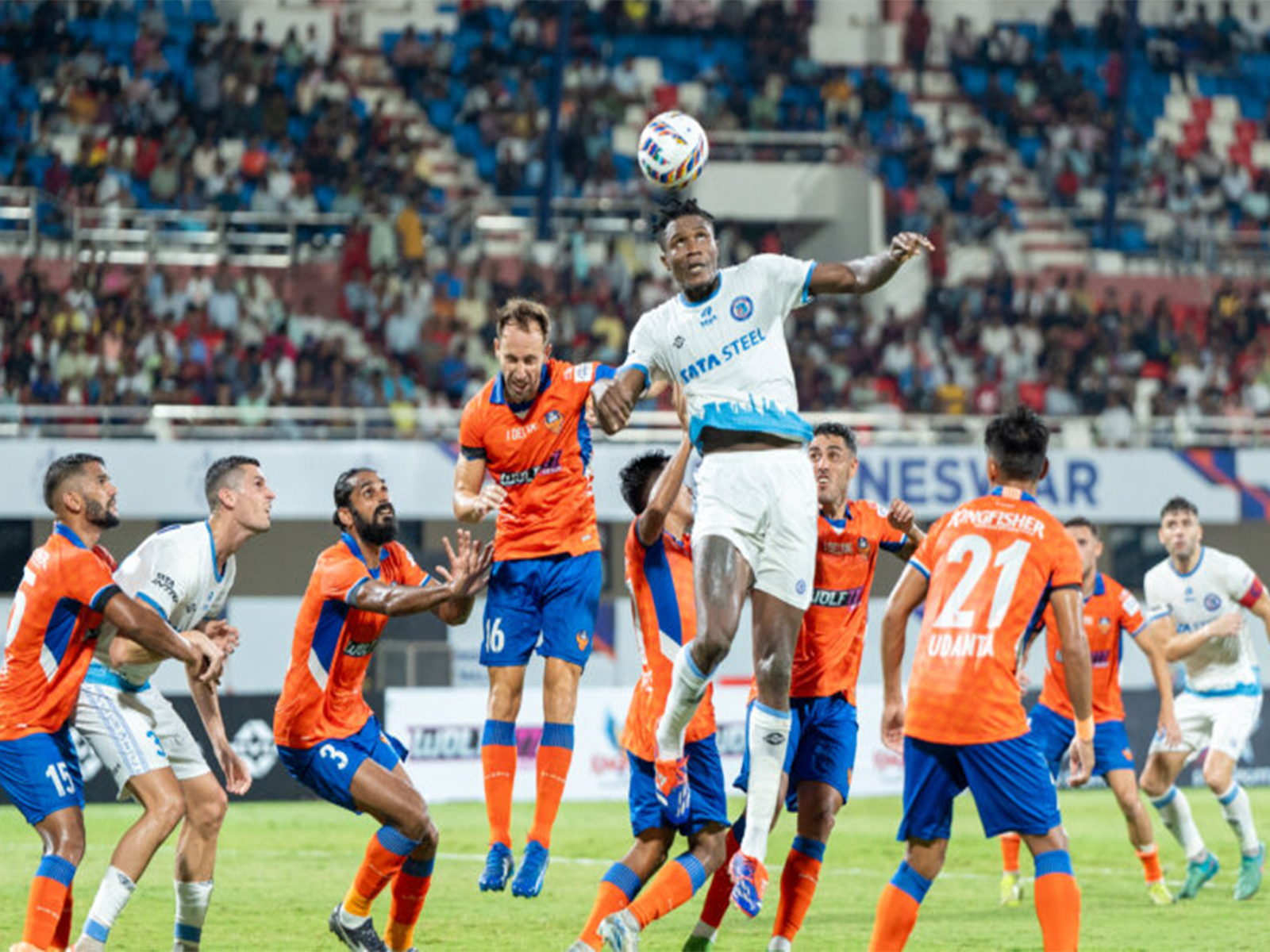FC Goa and Jamshedpur FC players in action. (Photo/AIFF)