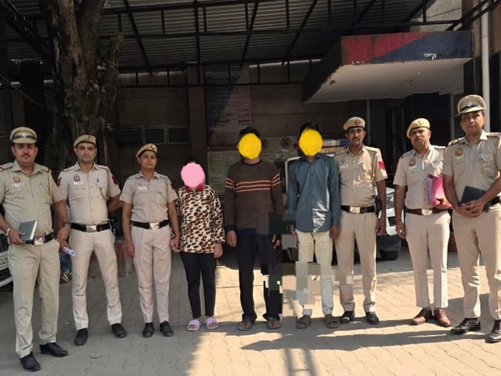 Visual of the accused arrested by Delhi Police (Photo: Delhi Police)