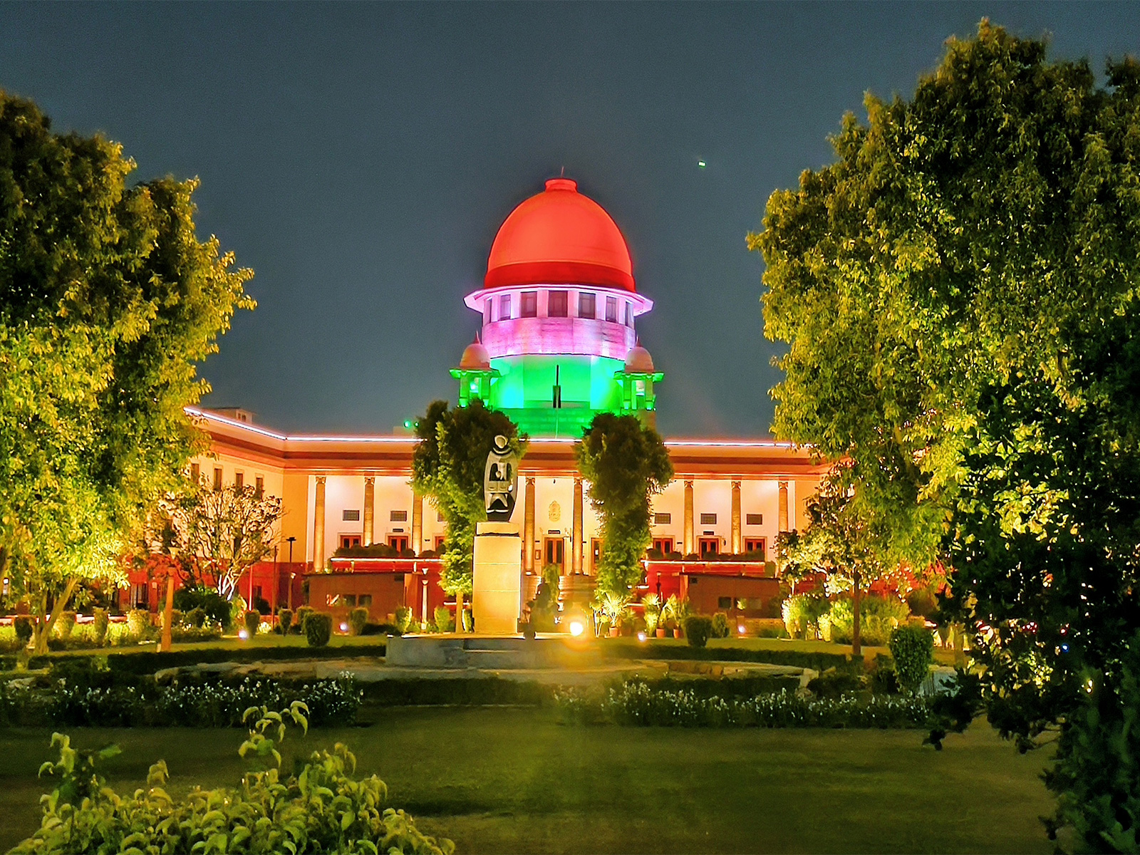 Supreme Court of India (Photo: ANI)