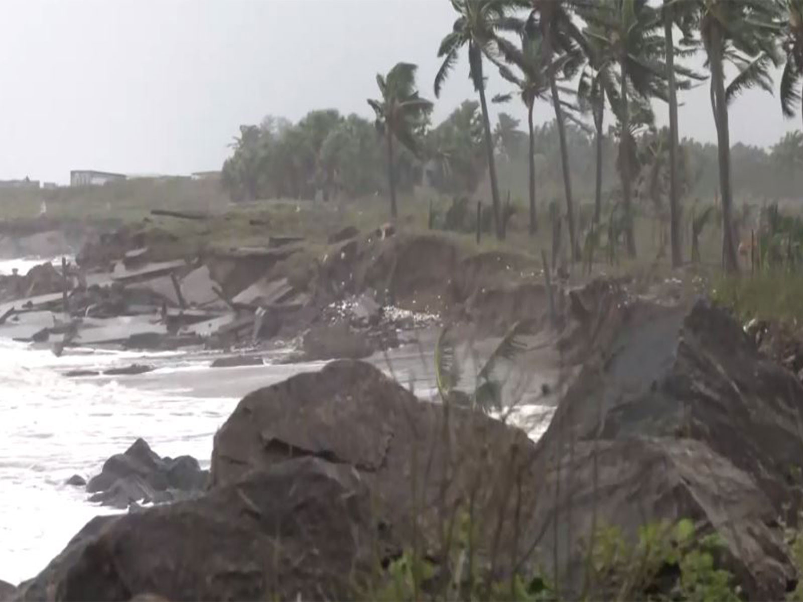 Visual from coastal area in Kakinada (Photo/ANI)