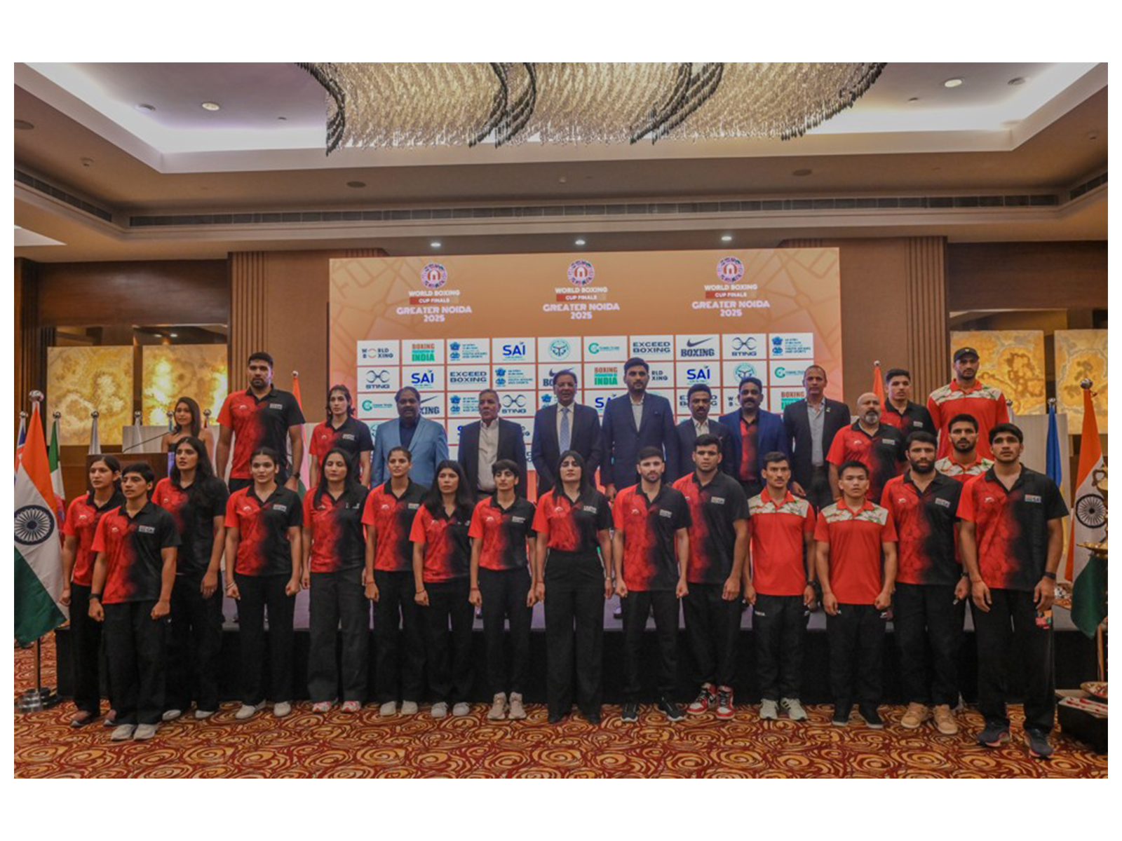 Ajay Singh, President of BFI along with the 20 Indian boxers (Photo: BFI)