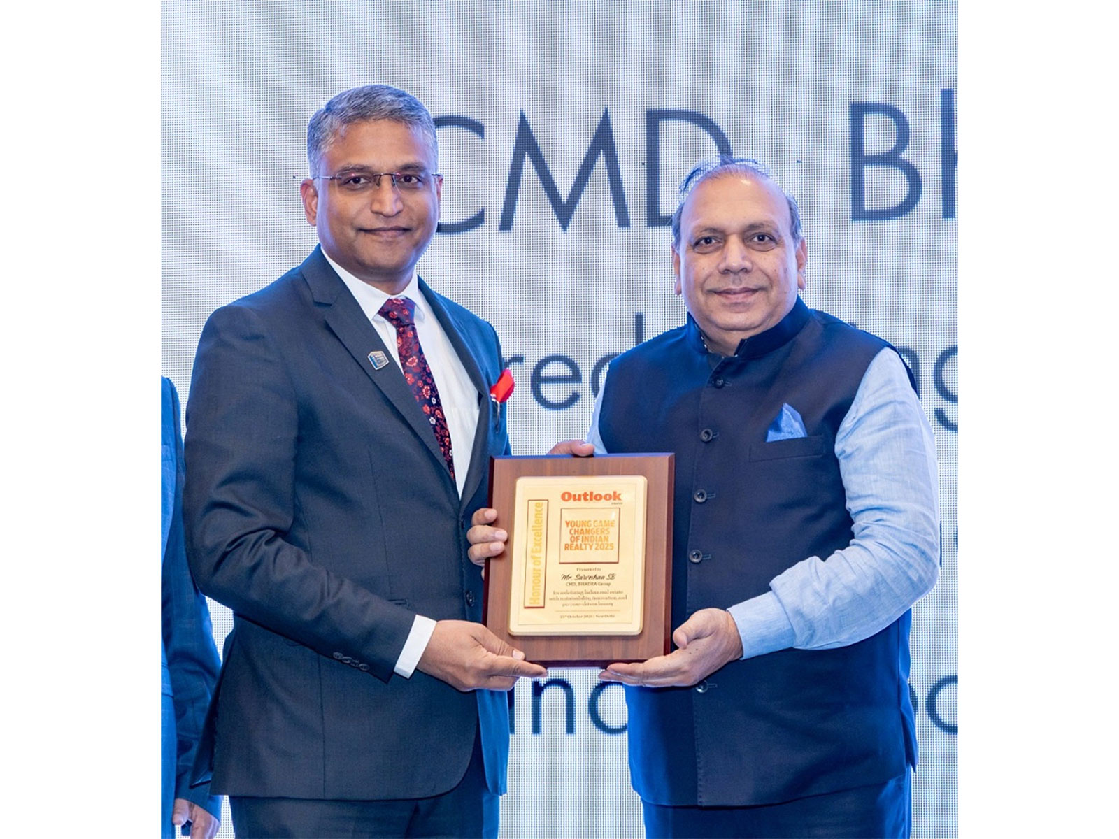 Mr. Sarveshaa SB, Chairman & Managing Director, BHADRA Group receiving the Award at Outlook Magazine's 'Young Game Changers of Indian Realty 2025' held in New Delhi recently