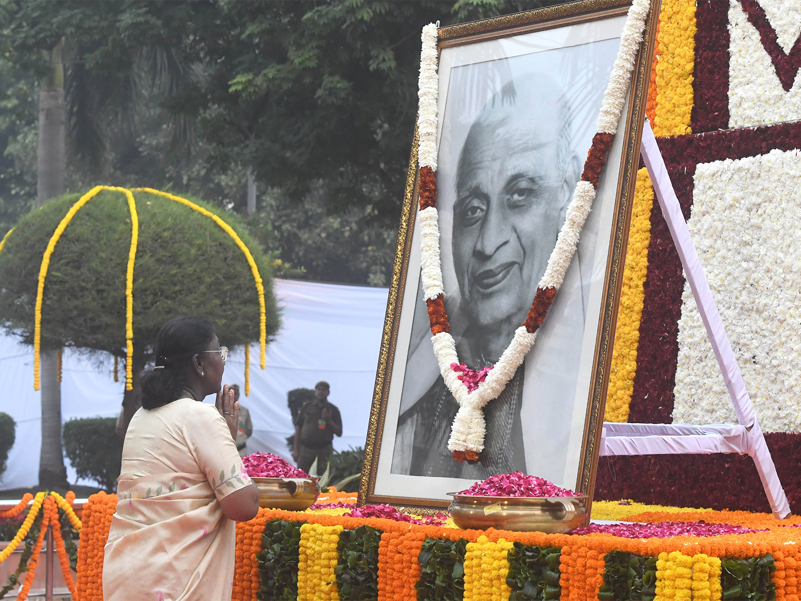 President Droupadi Murmu paid homage to Sardar Vallabhbhai Patel