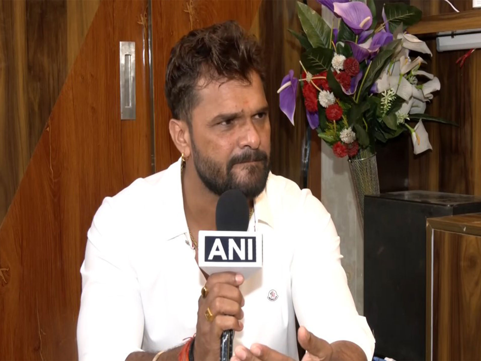 Bhojpuri singer and RJD's Chapra candidate Khesari Lal yadav (Photo/ANI)