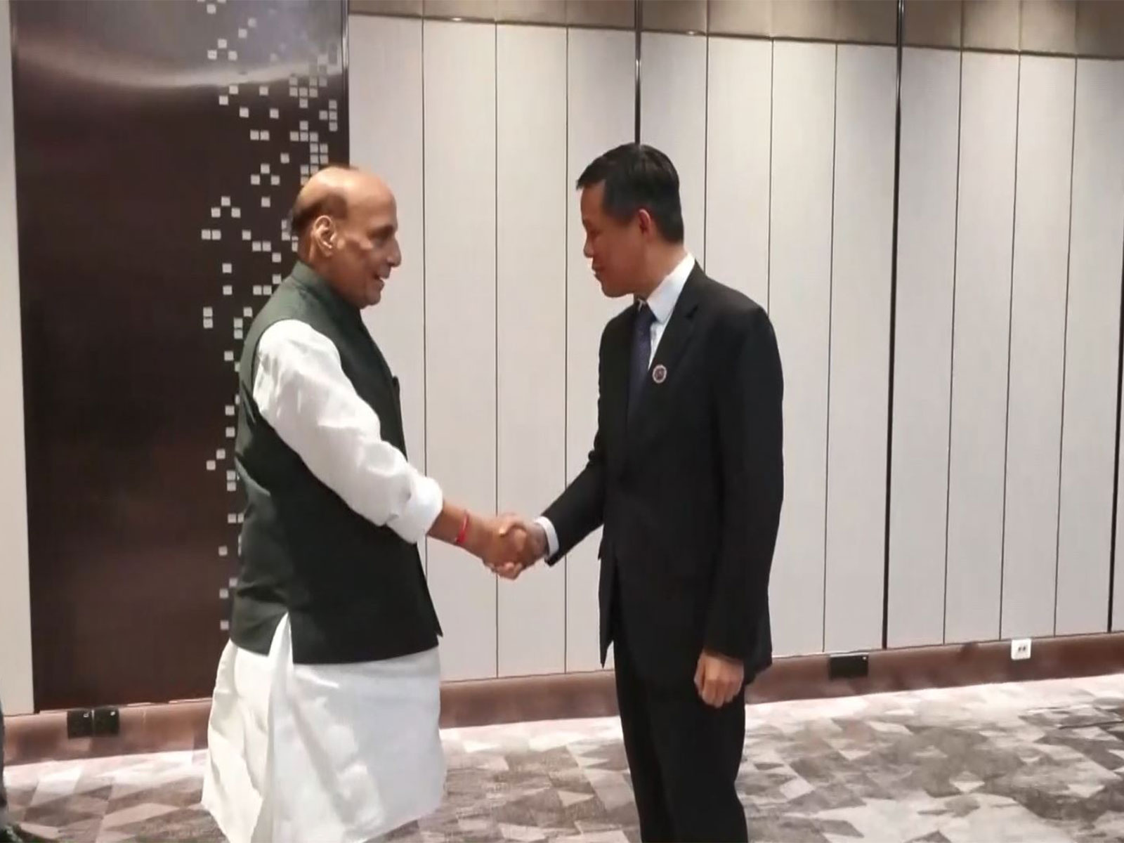 Defence Minister Rajnath Singh met Singapore Defence Minister Chan Chun Sing in Kuala Lumpur (Photo/ANI)