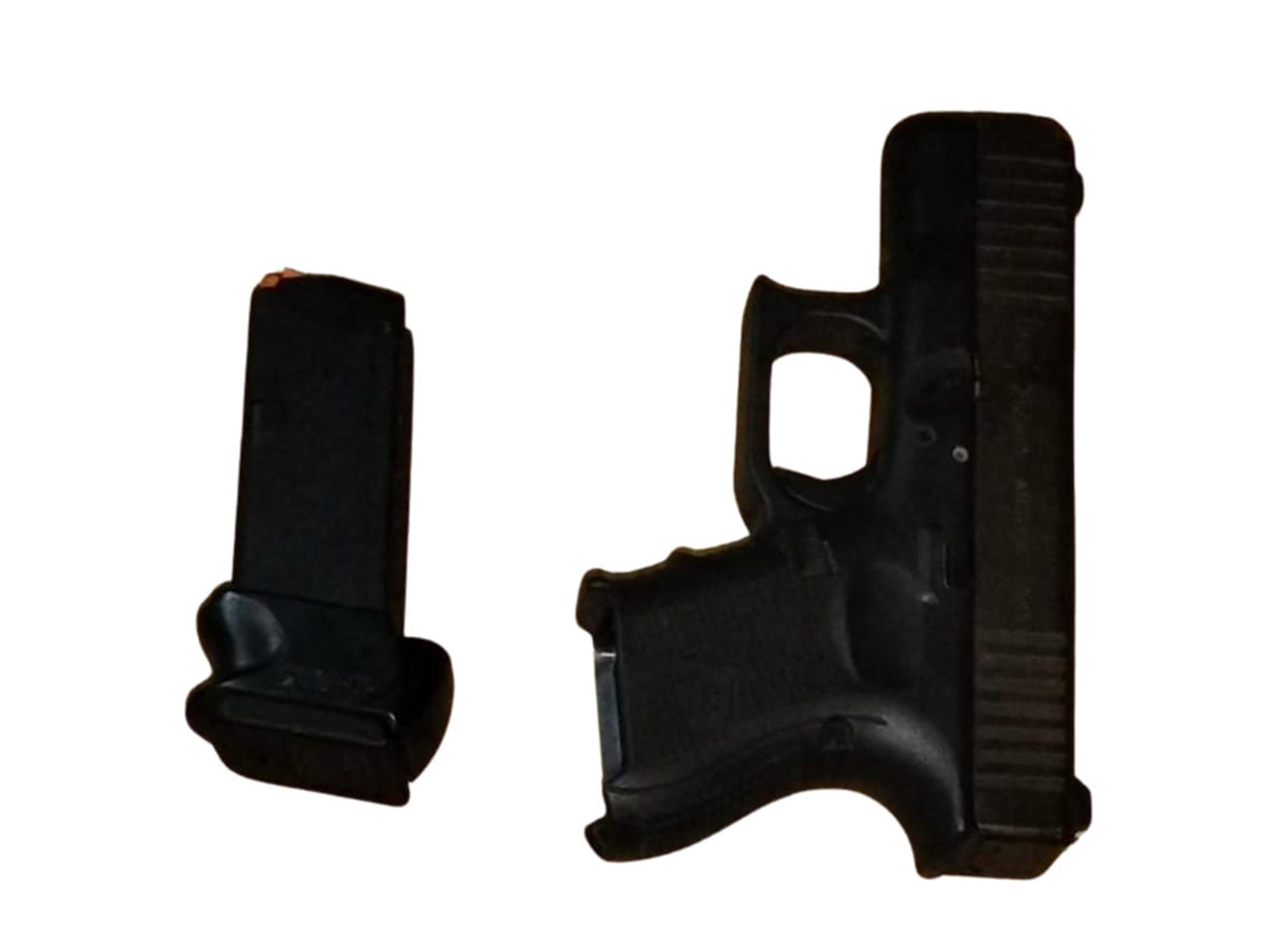 Seized pistol (Photo/X@DGPPunjabPolice)